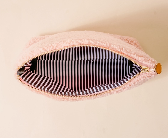 Ghost Pouch