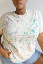 Load image into Gallery viewer, Sandstone Speckled Unisex Tee
