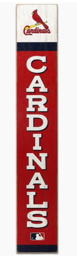 Cardinals Vertical Wooden Decor