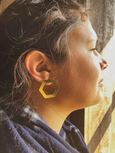 Load image into Gallery viewer, Honeycomb Earrings
